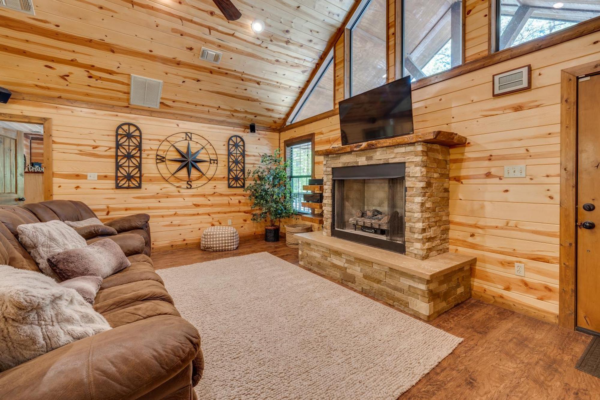 Cross Timbers Cabin On The Grove'S 25-Acres Broken Bow Exterior foto